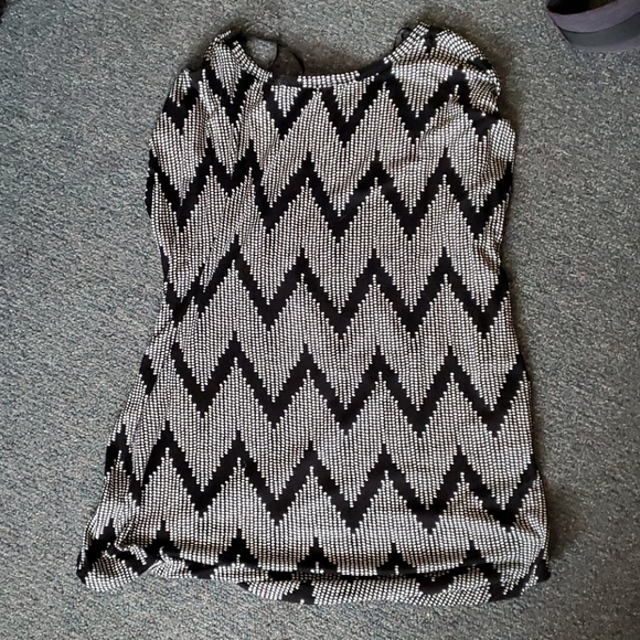 Zig Zag Short Sleeve Shirt - S - Picture 3 of 3